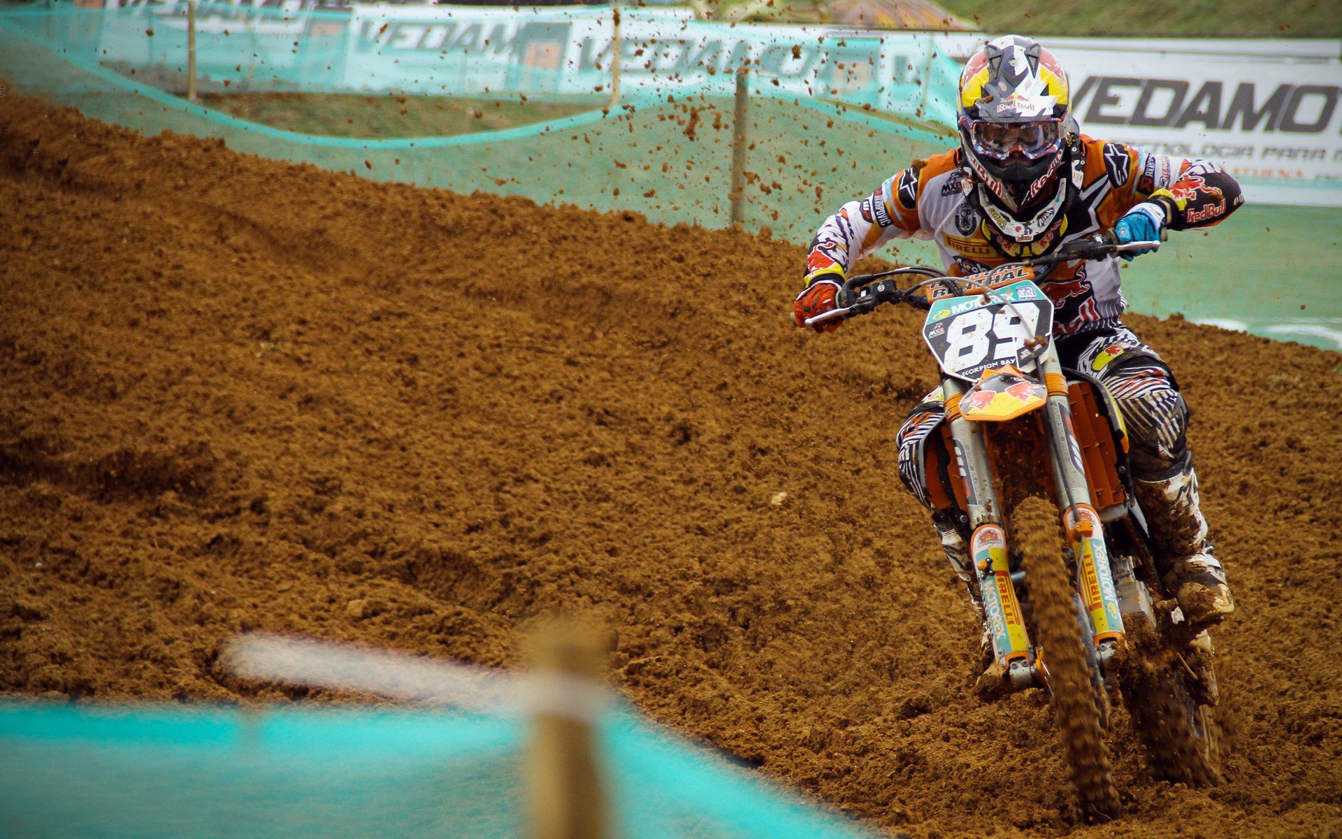 「在错误中成长」莎拉写下最深感谢卫冕失利后感性告白，在错误中成长记叙文800字