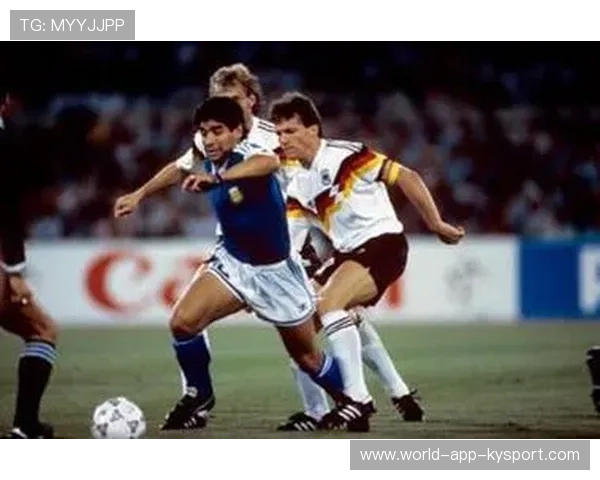 马特乌斯力挺马拉多纳：谁还能比他更强？，马特乌斯和马拉多纳谁厉害